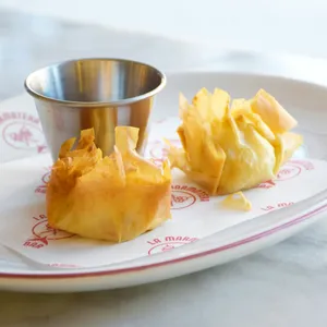 Saquitos de puerro de la carta de La Marmoteka